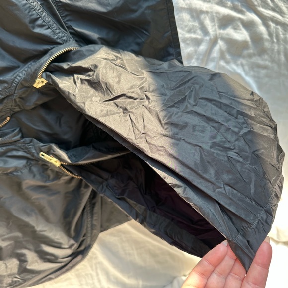 *RARE* excellent condition, sleeveless jacket from lululemon LAB size 6 - Picture 5 of 6